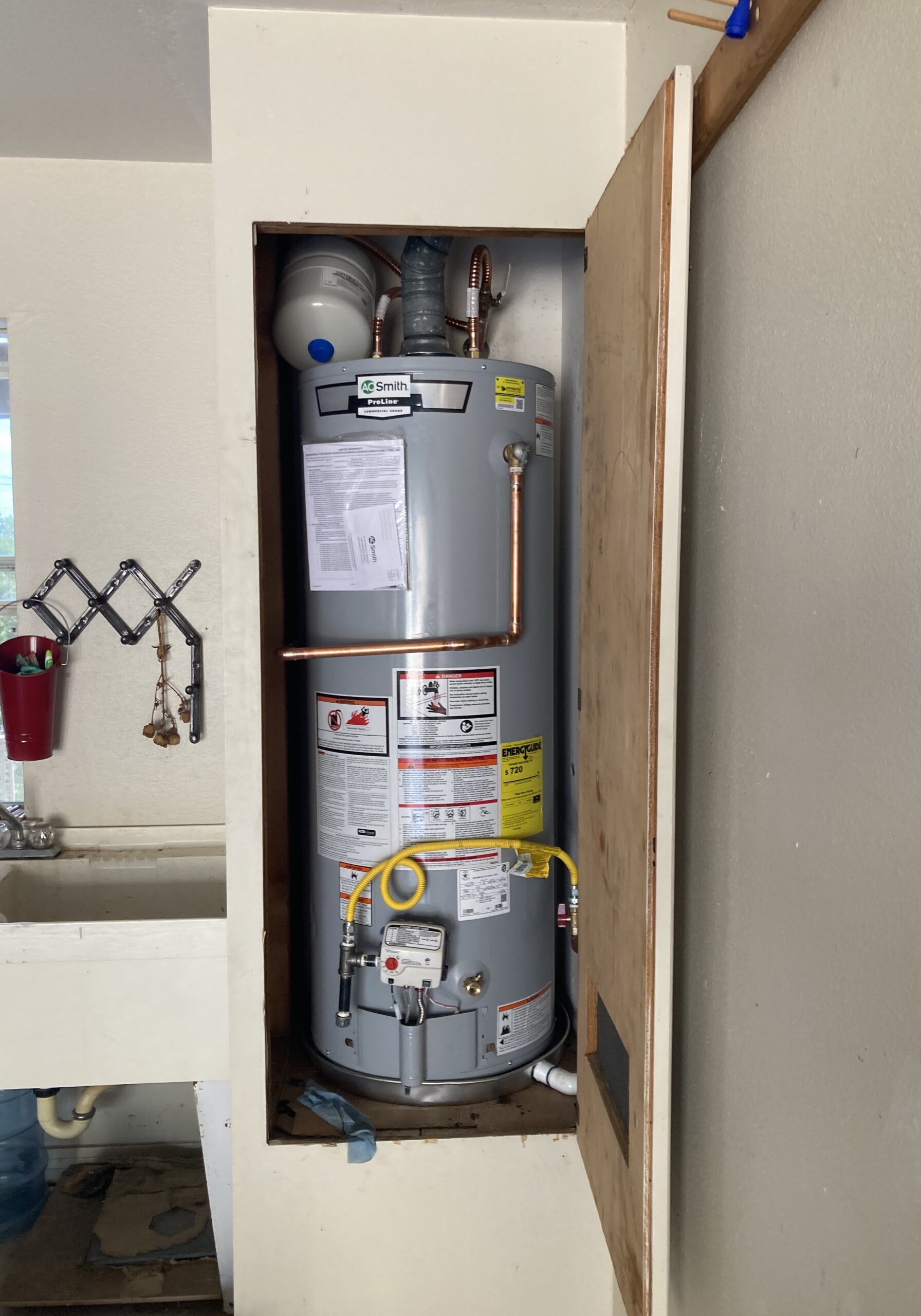 Conventional water heaters, Heat pumps...