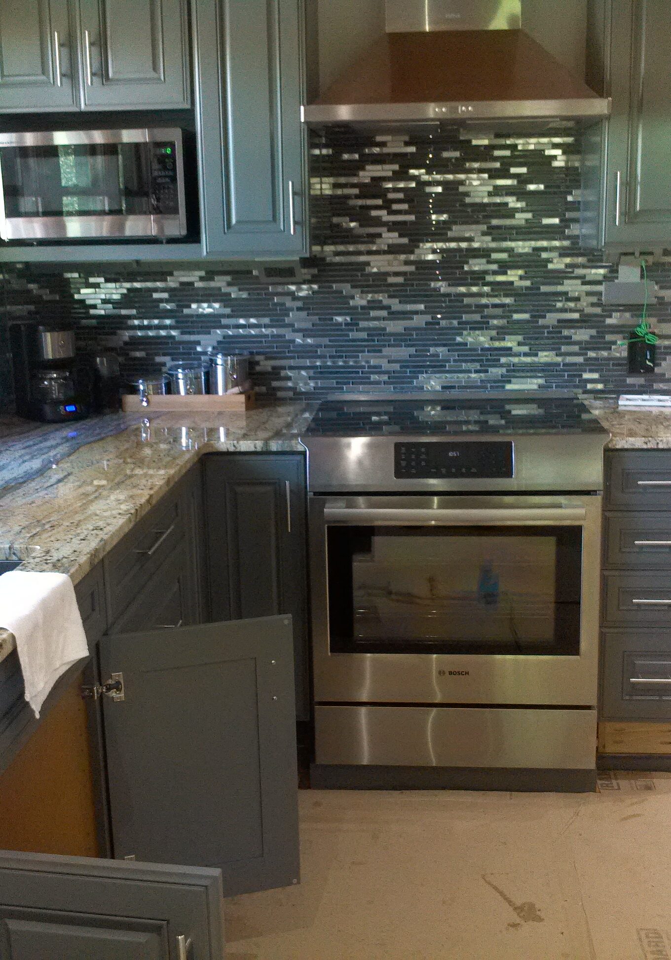 Complete Kitchen...